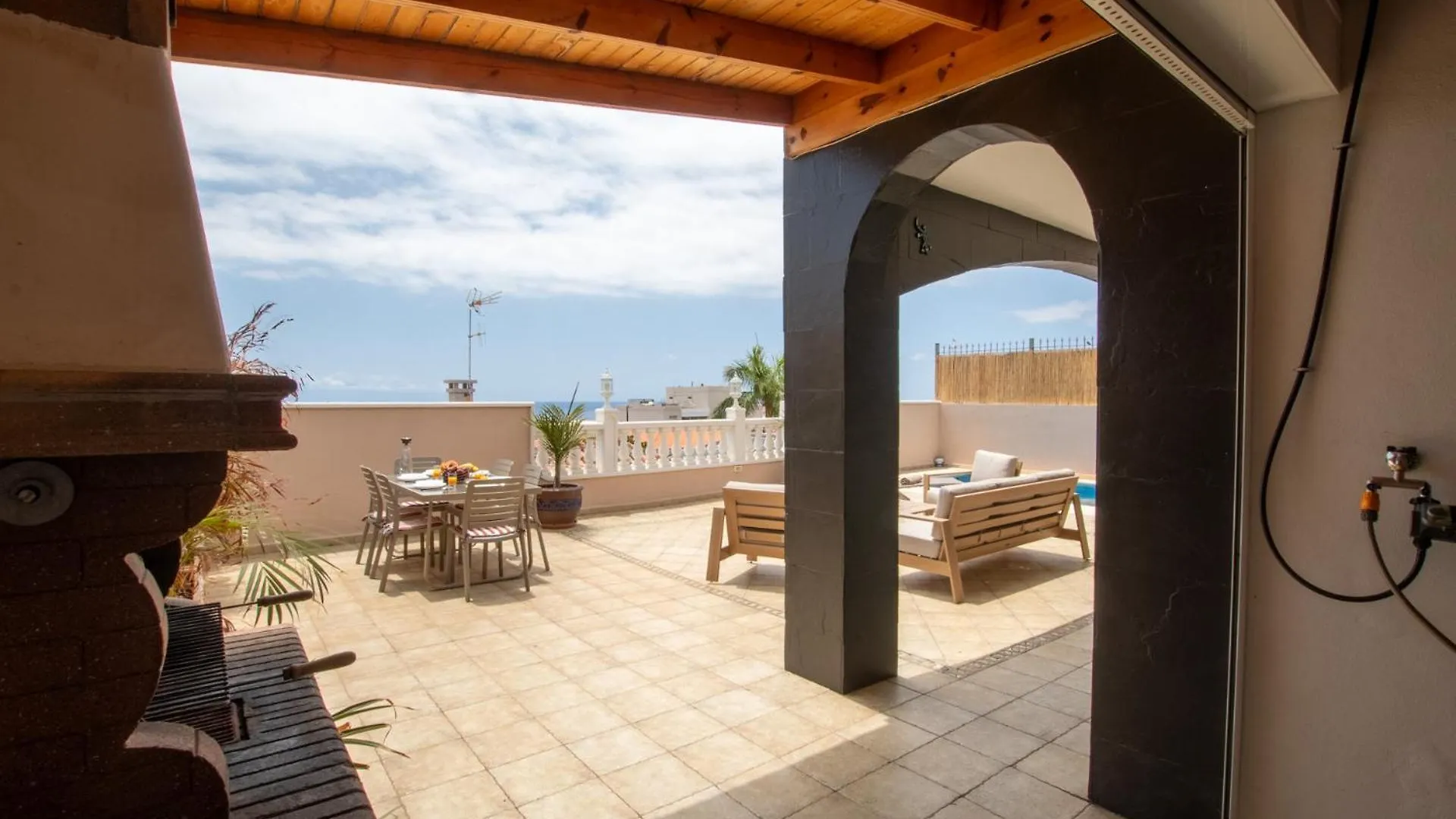 Villa Mirador Del Atlantico With Heated Pool Puerto de Santiago