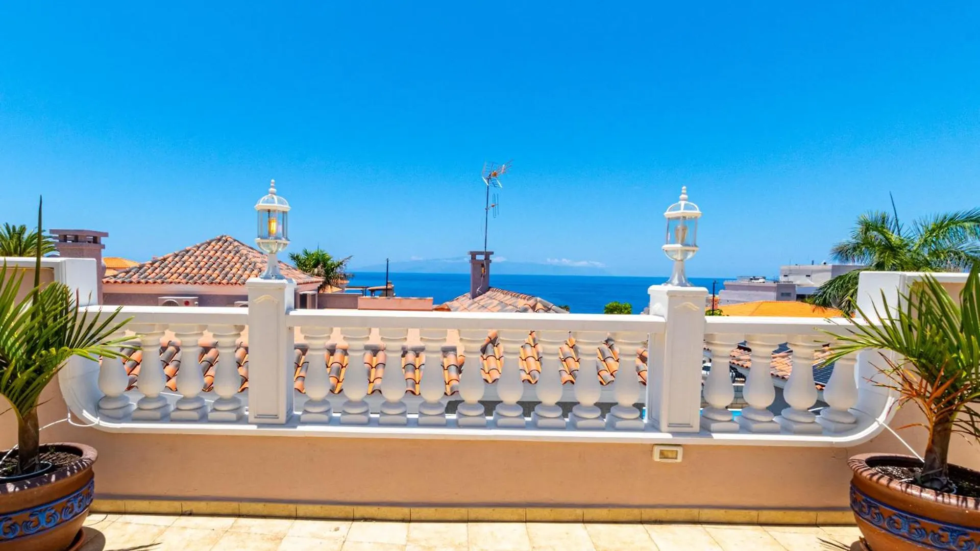 Villa Mirador Del Atlantico With Heated Pool Puerto de Santiago  Spanje