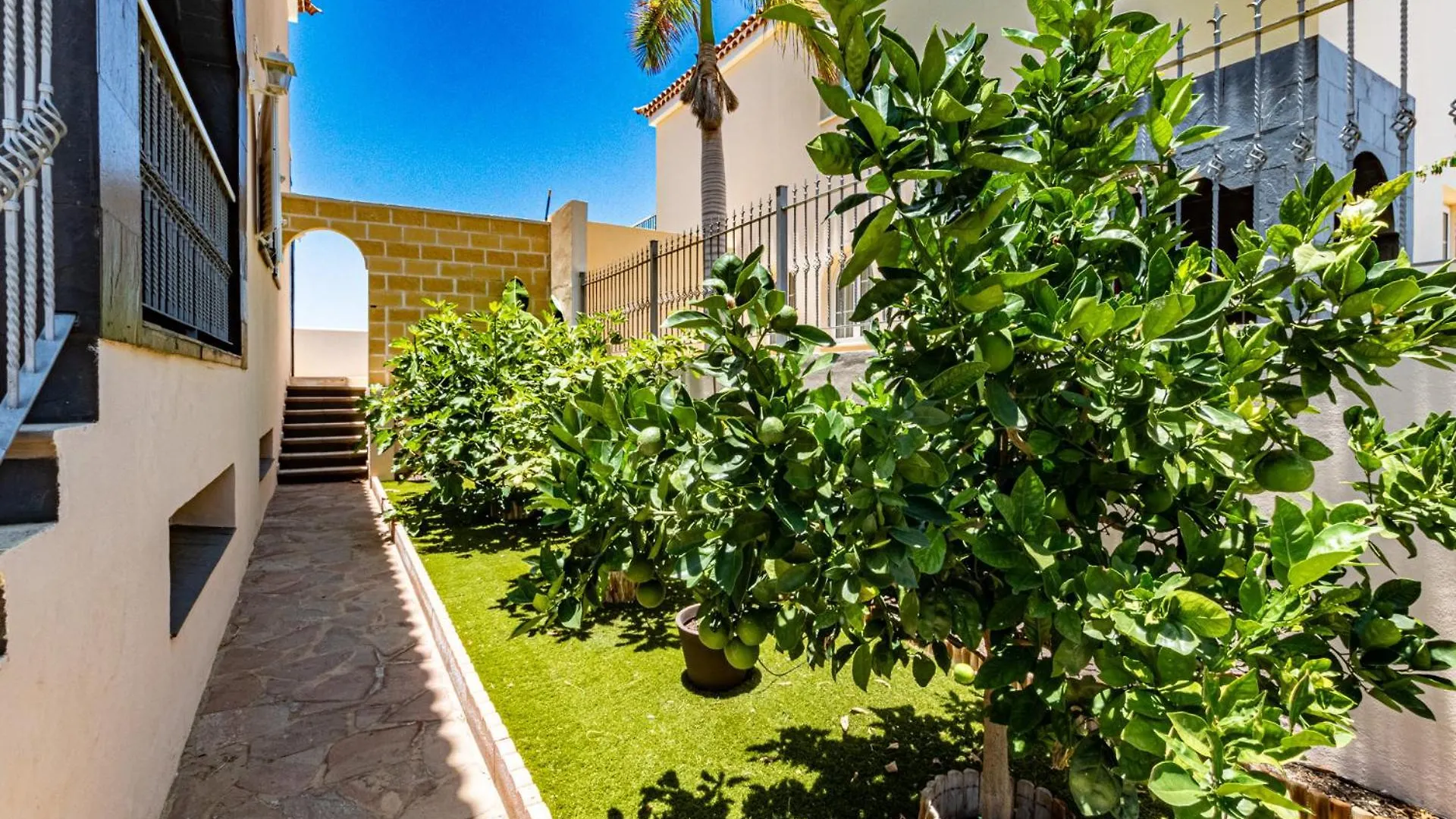 Villa Mirador Del Atlantico With Heated Pool Puerto de Santiago